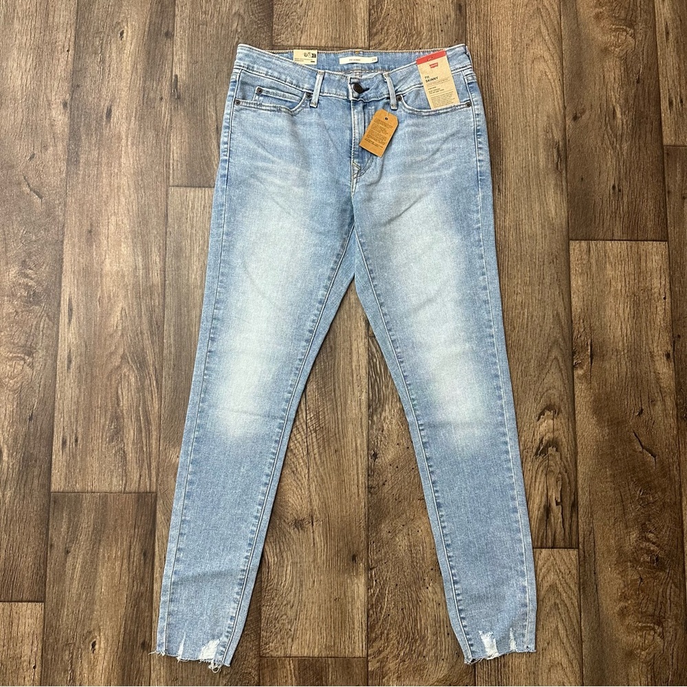 Levis 711 Skinny Mid Rise Slim Stretch Jeans Women’s Size 28 Light Blue Denim